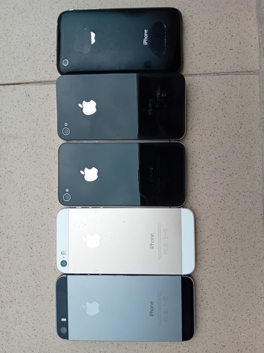 Lot iPhone și iPad defecte