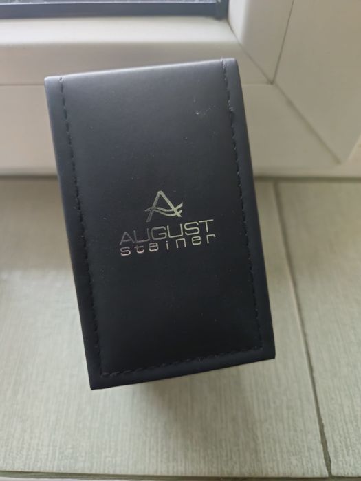 Мъжки часовник с кожена каишка August Steiner