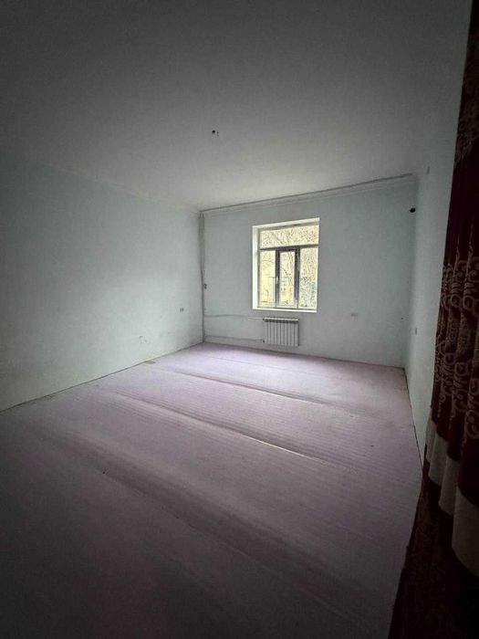 4 хоналик квартира 1 кават кирпичный дом, 5 микр, сомий