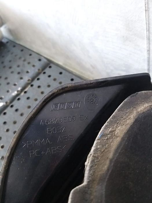 Stop tripla lampa stanga fiat idea 186 46829509sx
