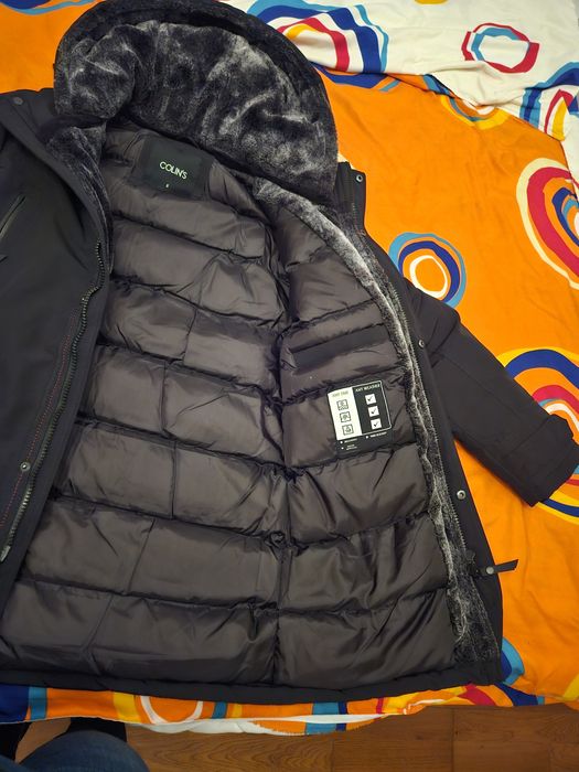 Vand geaca de iarna foarte calduroasa , barbati