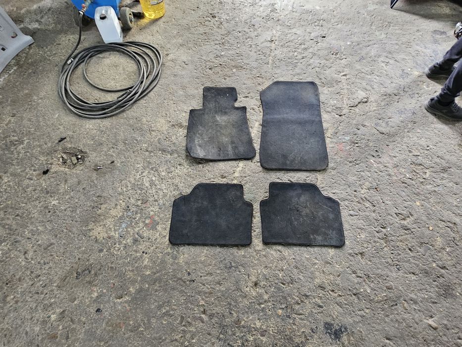 Мокетни стелки бмв е90 bmw e90 e91 stelki оригинални