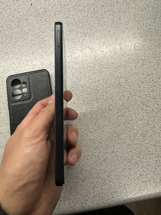 Продам телефон Redmi note 12 4g