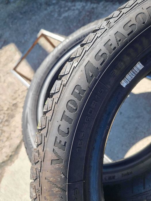 165/60 R15 • All Season • Goodyear Vector4Season Gen2 81T | 2 buc | Pret/buc
