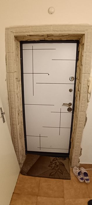 Продава се Двустаен апартамент в Варна, Централна поща - 70 кв.м за 1297 €/кв.м - Снимка #14