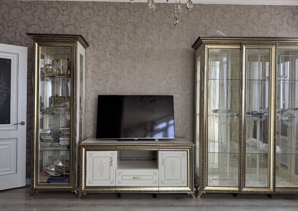 Продам мебель для гостиной (без телевизора)