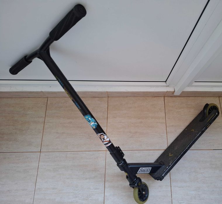 Trotineta freestyle SLAMM SCOOTERS Classic V9