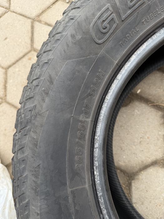 Продам шины Yokohama 265/65/17