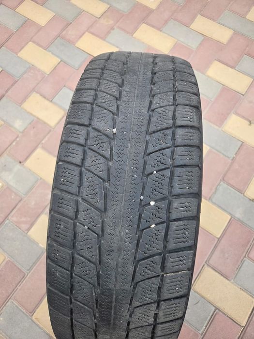 Авто шина зимние