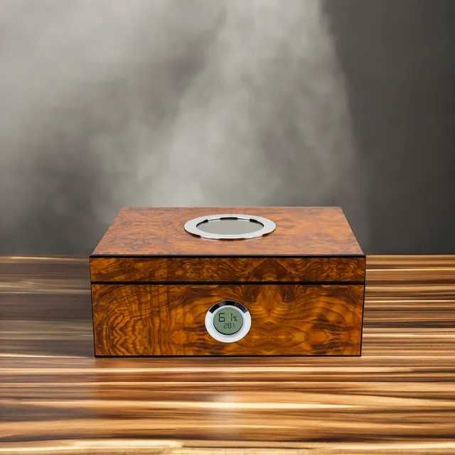 Хумидор, Полирано дърво, Lubinski, 30 пури, Хидрометър и кристален гел