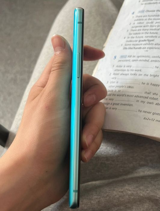 One Plus 8 T 128 | 8 GB