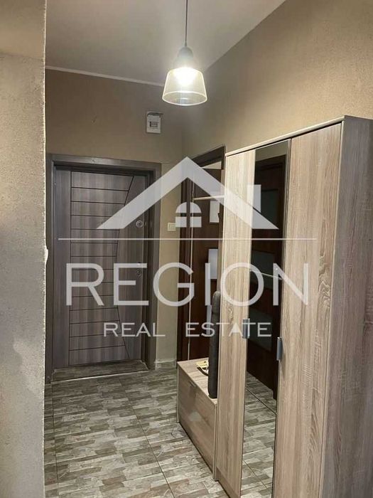 Дава се под наем Тристаен апартамент в Варна, Център - 85 кв.м за 950 € - Снимка #6