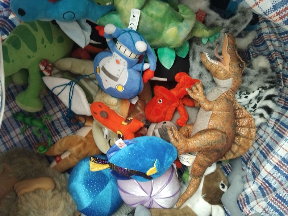 Игрушки детские продаю