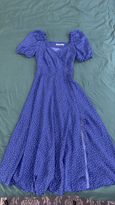 Срочно Продам платья