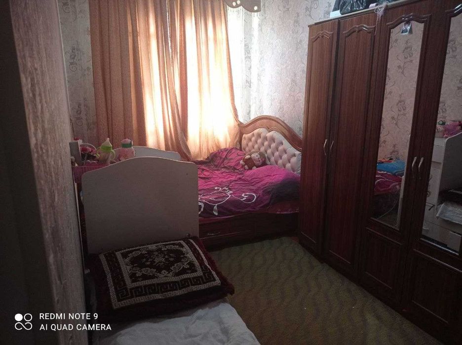 Yashnobod panelniyda uy sotiladi srochno