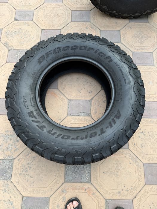 Продам Шины BFGoodrich A/T 285 /70 /17