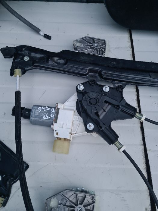 Broască,macara,mâner,boxa  bmw seria 4 grand coupe f36