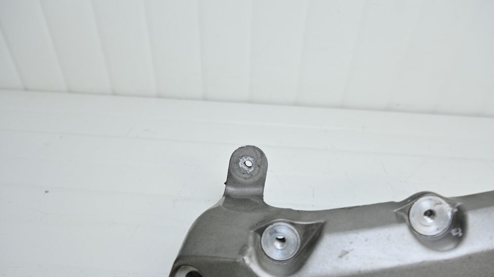 Honda CB1000R SC60 2008 2017 Suport scartia pedala dreapta