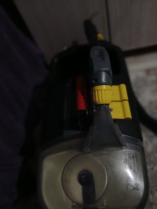 Продам пылесос для химчистки