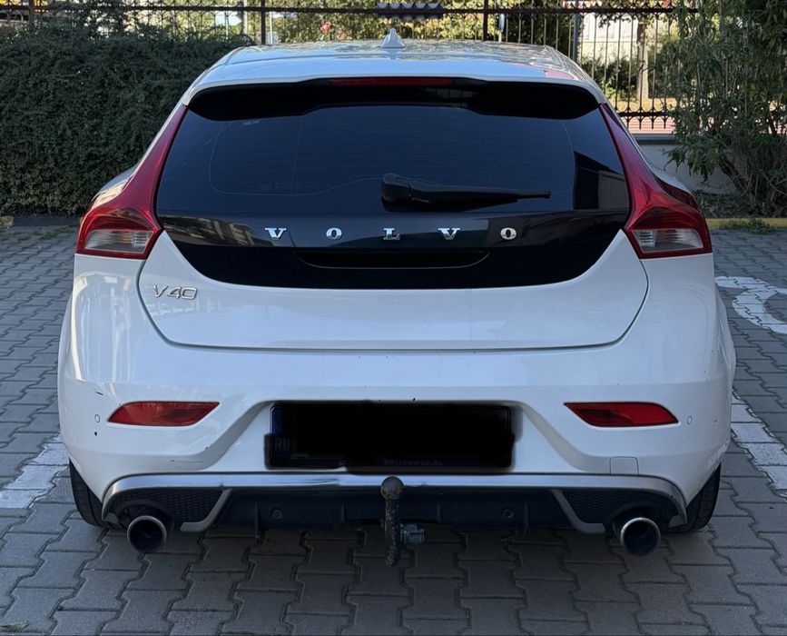VOLVO V40 2016 — imagine 2