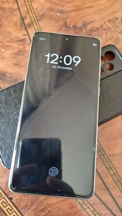 Samsung A73 5G 8/256gb