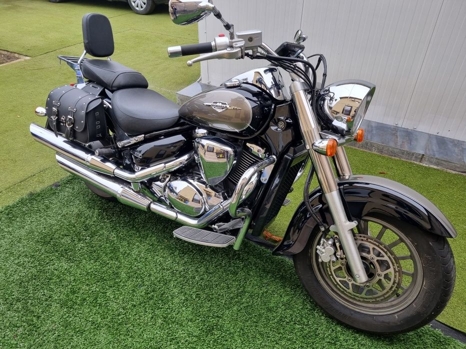 Suzuki Intruder 800
