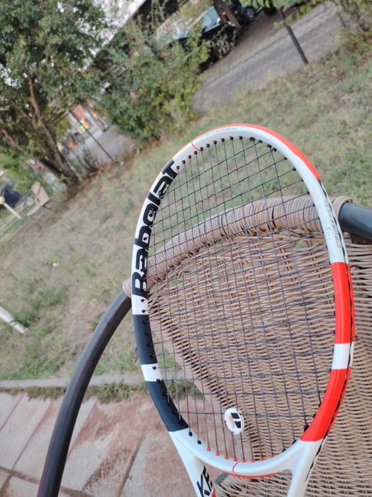 Продавам Ракета  Babolat Strike