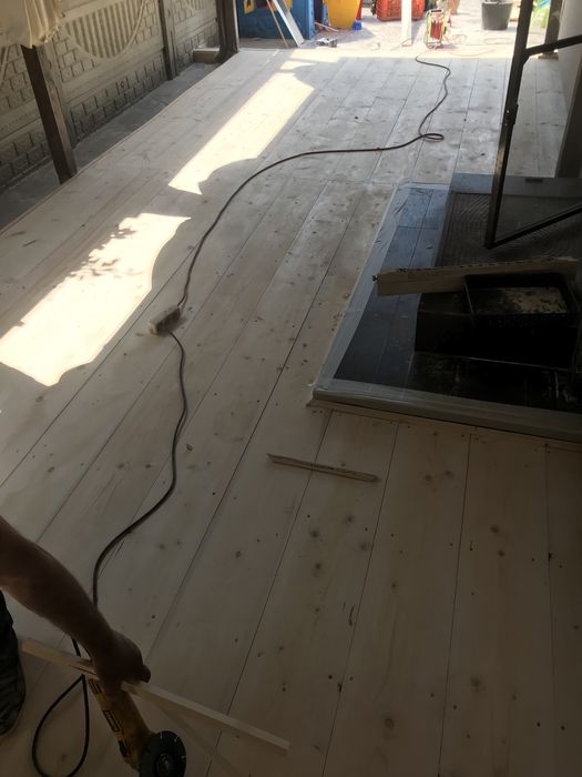 Prestam servicii garaje auto  terase de vara grătare din cărămida