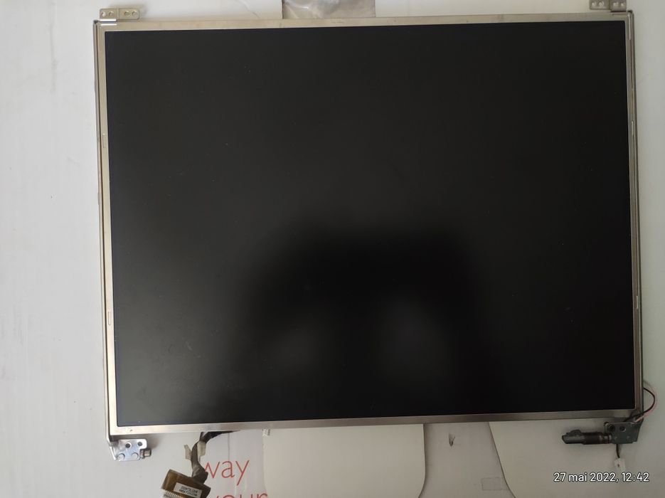 Display laptop sh