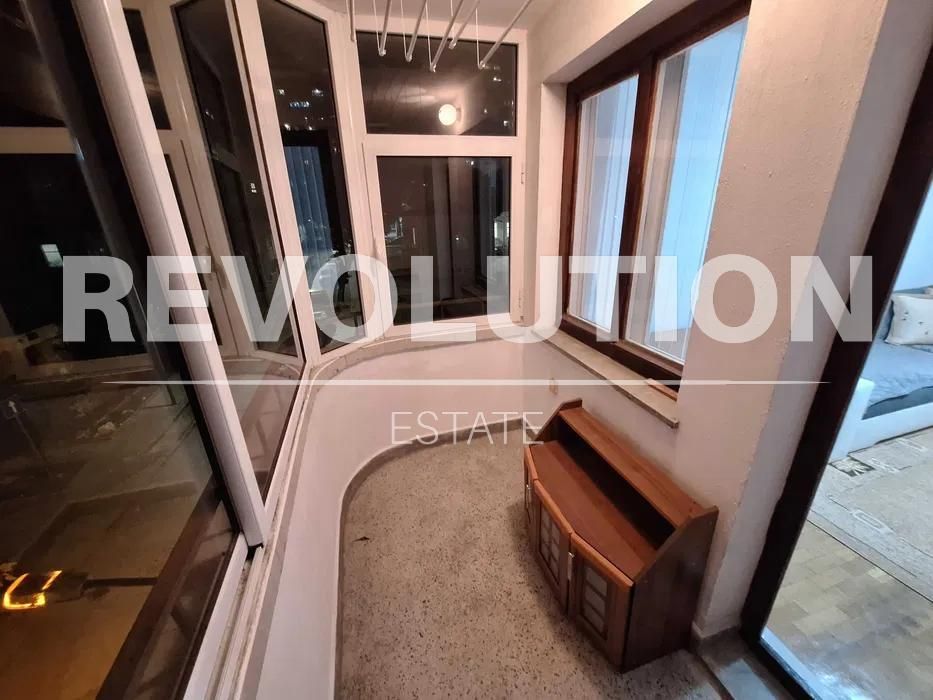 Дава се под наем Тристаен апартамент в Варна, Център - 60 кв.м за 450 € - Снимка #8