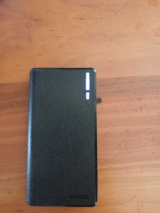 Продам PowerBank (пауербанк), зарядное устройство
