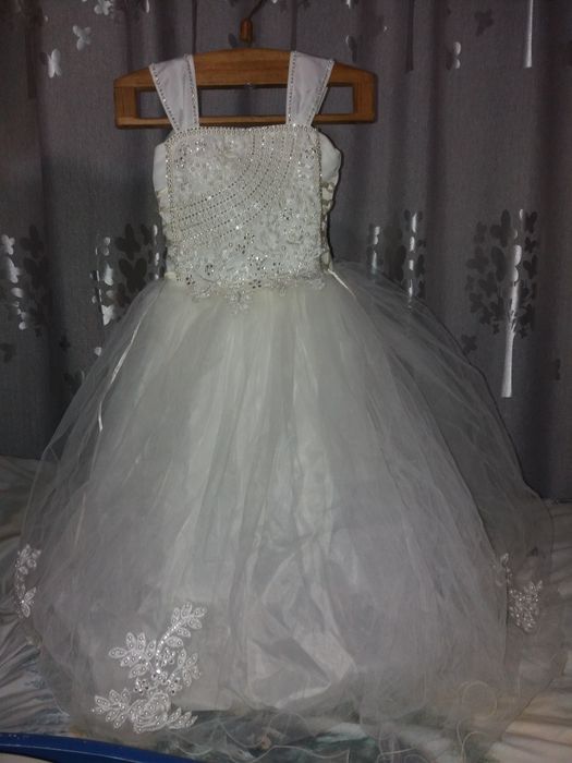 Продам платье в отличном состоянии