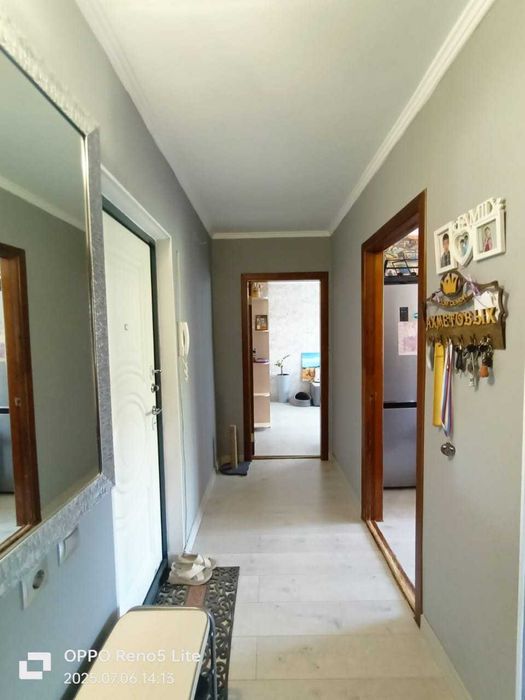 Продам 2х кв. 5 мкр. 3/5 эт. 1966г. Маресьева