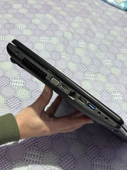 Laptop ASUS Office + mouse + geanta de transport