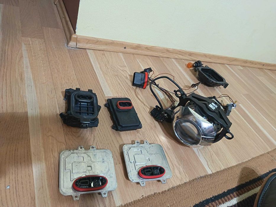 Droser xenon / Modul Afs /lupa/cablaj/capace-Far xenon skoda Octavia 2