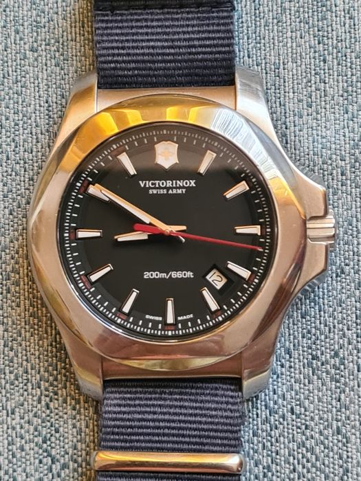 Victorinox   I.N.O.X