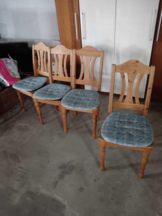 Scaune de bucatarie tapitate