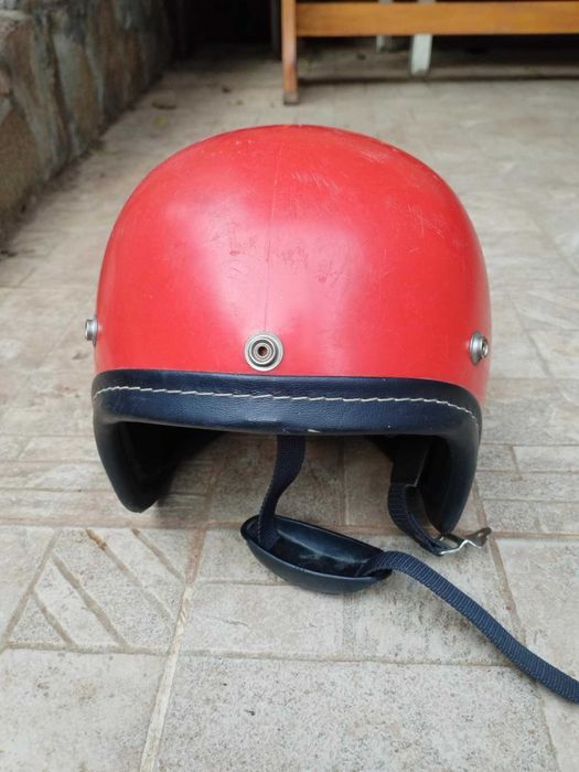 Ретро каска за мотоциклет