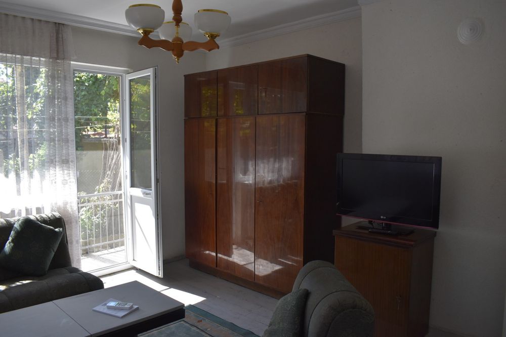 Дава се под наем Тристаен апартамент в Дупница - 90 кв.м за 229.5 € - Снимка #5