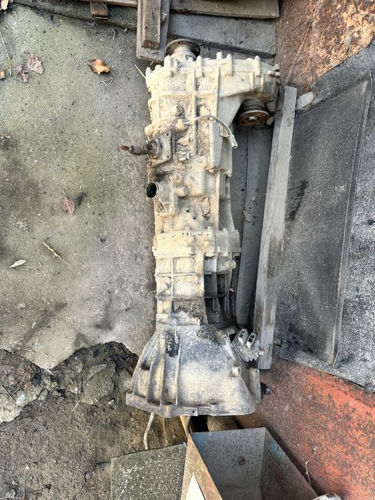 Двигатель и коробка раздатка на Прадо 90-95 1 KD