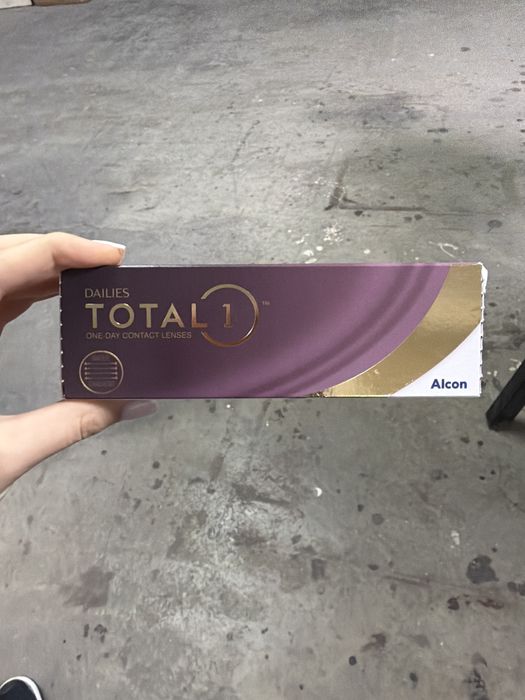 ежедневни контактни лещи Dailies Total 1