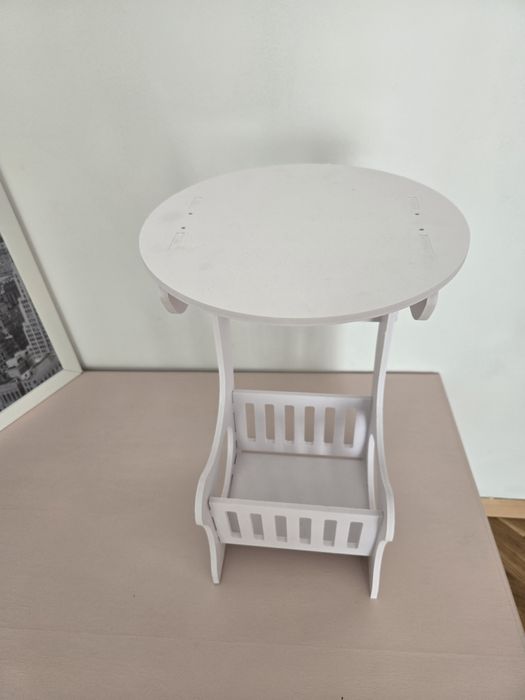 Кръгла масичка нощно шкафче