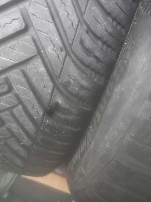 Зимни гуми Continental 185/65/15 2 бр за 25 лв