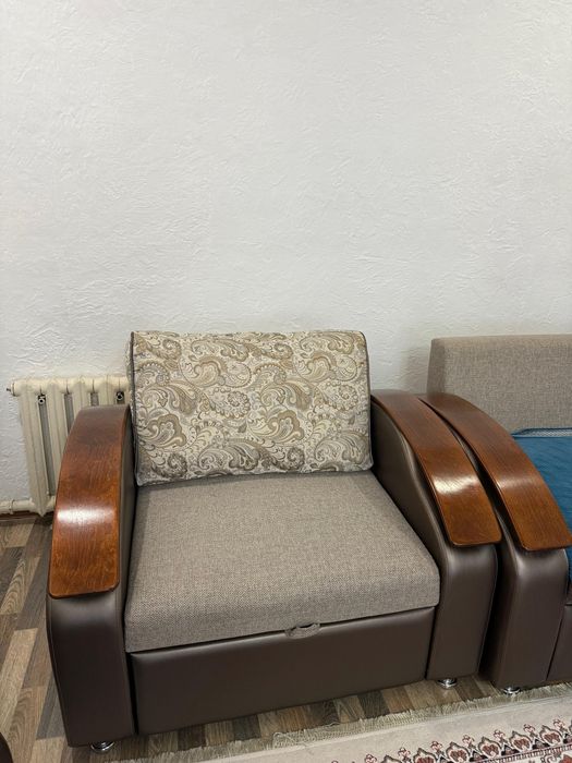 Продам диван тройка