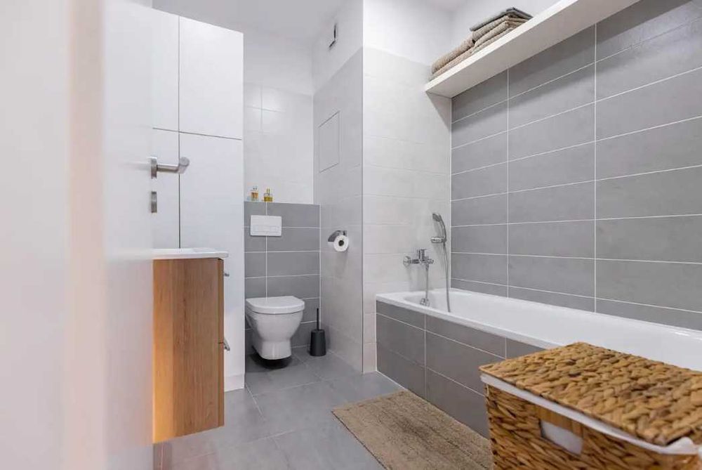 Дава се под наем Тристаен апартамент в Пловдив, Младежки Хълм - 89 кв.м за 331.5 € - Снимка #3