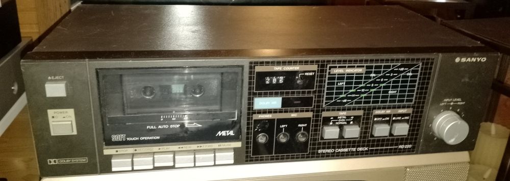 Sanyo RD 220 Stereo Tape Deck