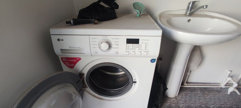 LG автомат кирмошина сотилади 5кг оригинал. Б/У