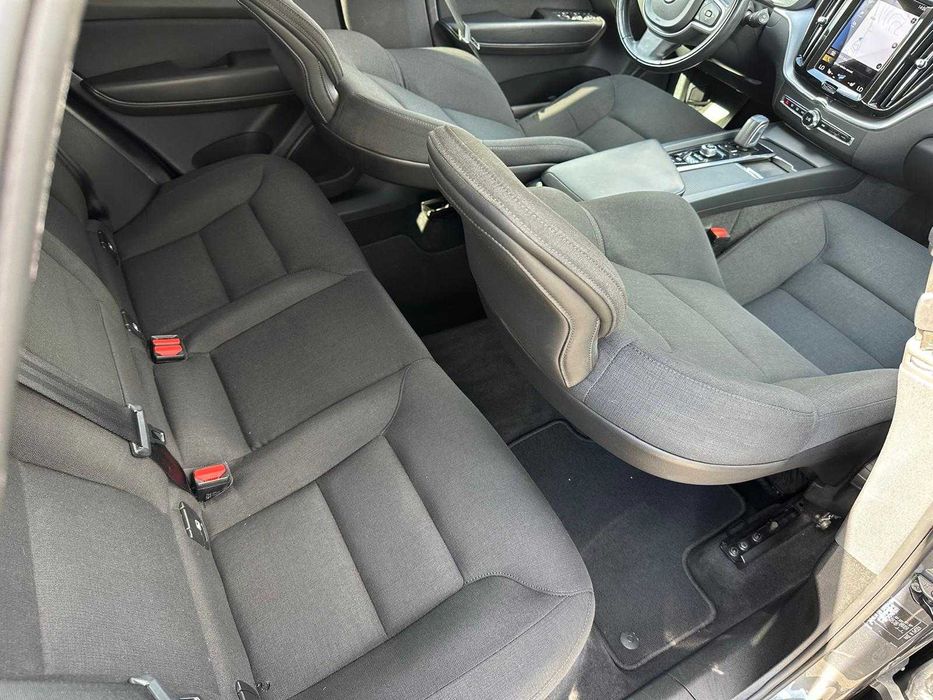 Volvo XC60 4x4 Momentum  Pro 12 Luni Grantie  TVA Deductibil  Oferta