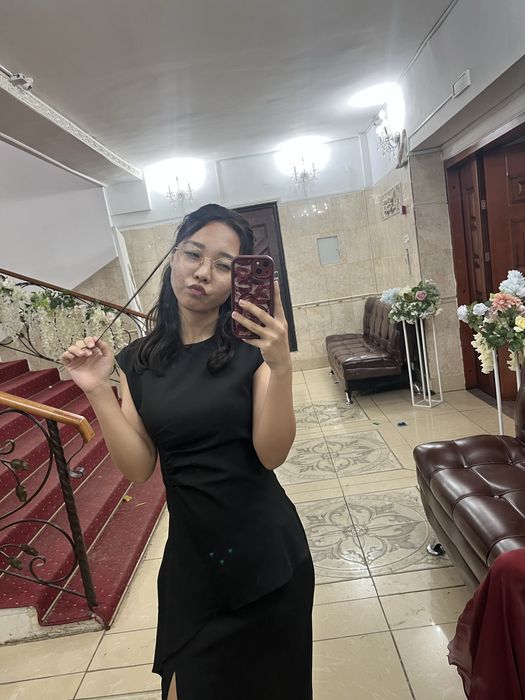 платье вечернее черное