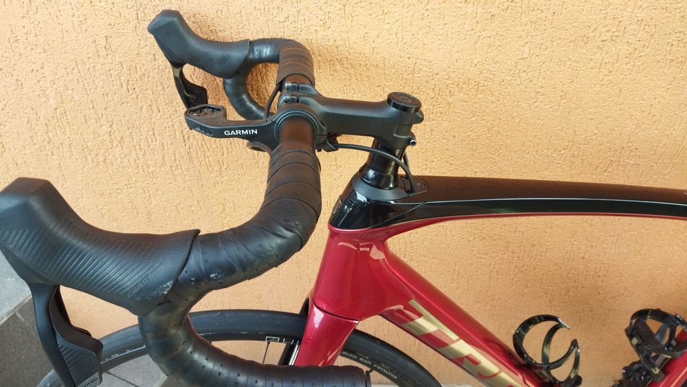 Cursiera Trek Domane -Sram Rival Axs